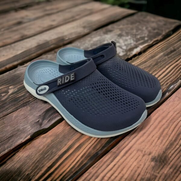 CROCS  LITERIDE 360 CLOGS ( NAVY BLUE )